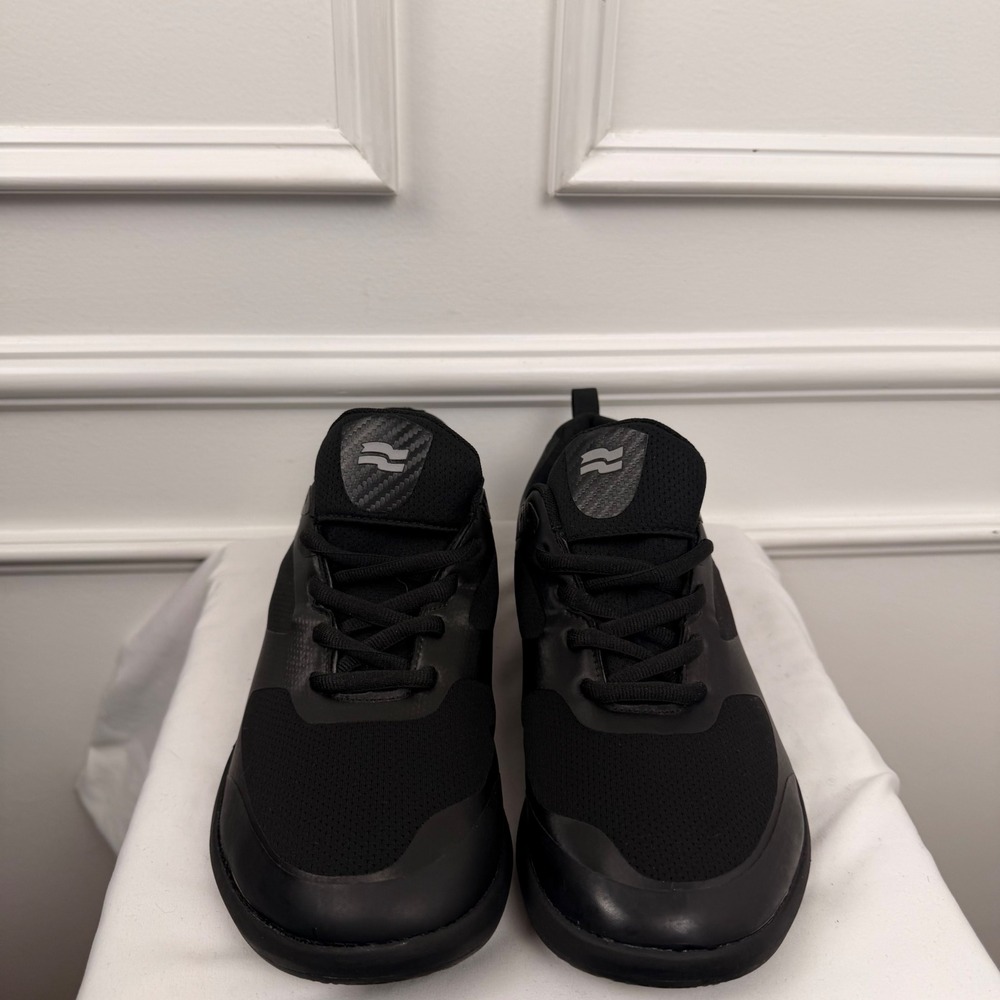 Strike Mvmnt Pace All Black Cross Training Sneakers Womens 10.5 Mens 9